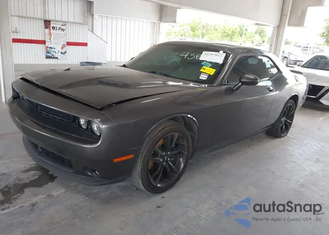 2018 Dodge Challenger Sxt Plus z USA, uszkodzony, nr VIN 2C3CDZAG2JH280295